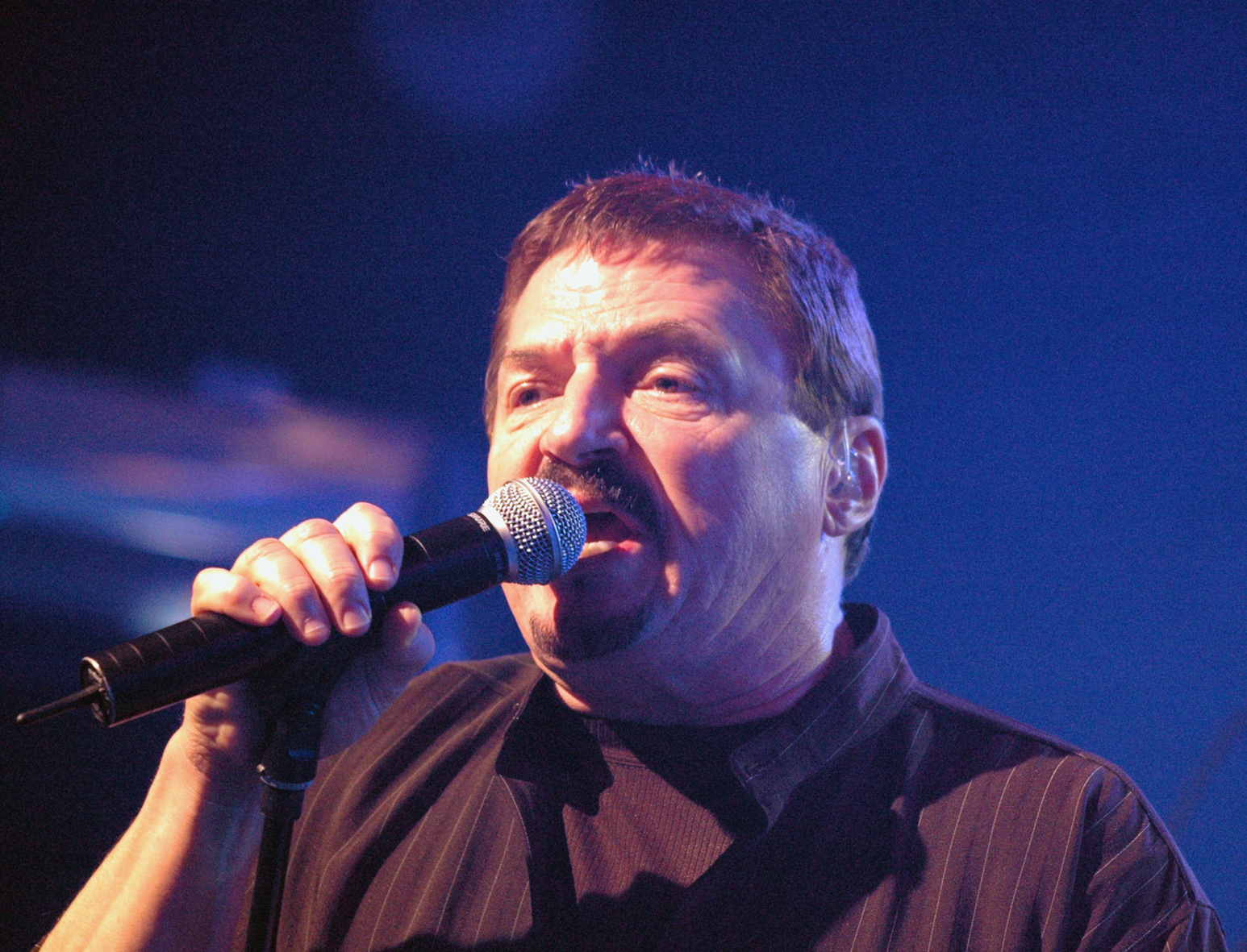 BOBBY KIMBALL, Through The Looking Glass